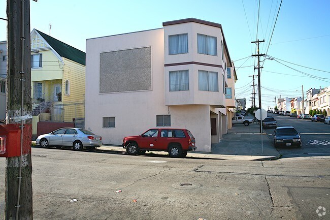Building Photo - 501 Paris St