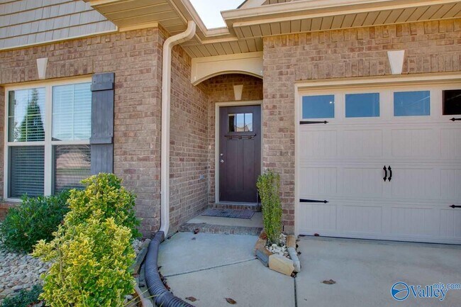 Foto del edificio - 7206 Lathan Dr SE