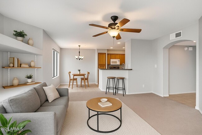 Foto del edificio - 16631 E El Lago Blvd