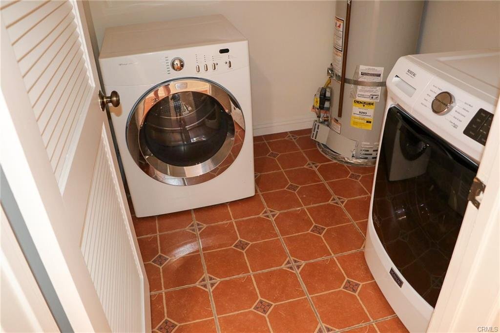 Primary Photo - 1310 South Roxbury Drive Apt #302, Los Ang...