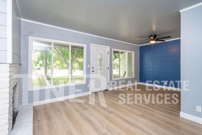 Foto del edificio - 5313 Robertson Ave