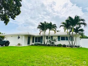 Building Photo - 3464 NW 26th Ct