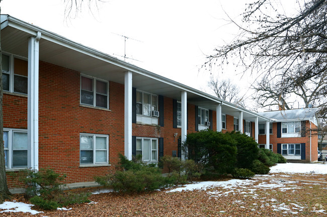 Foto del edificio - Torrey Pines Apartments