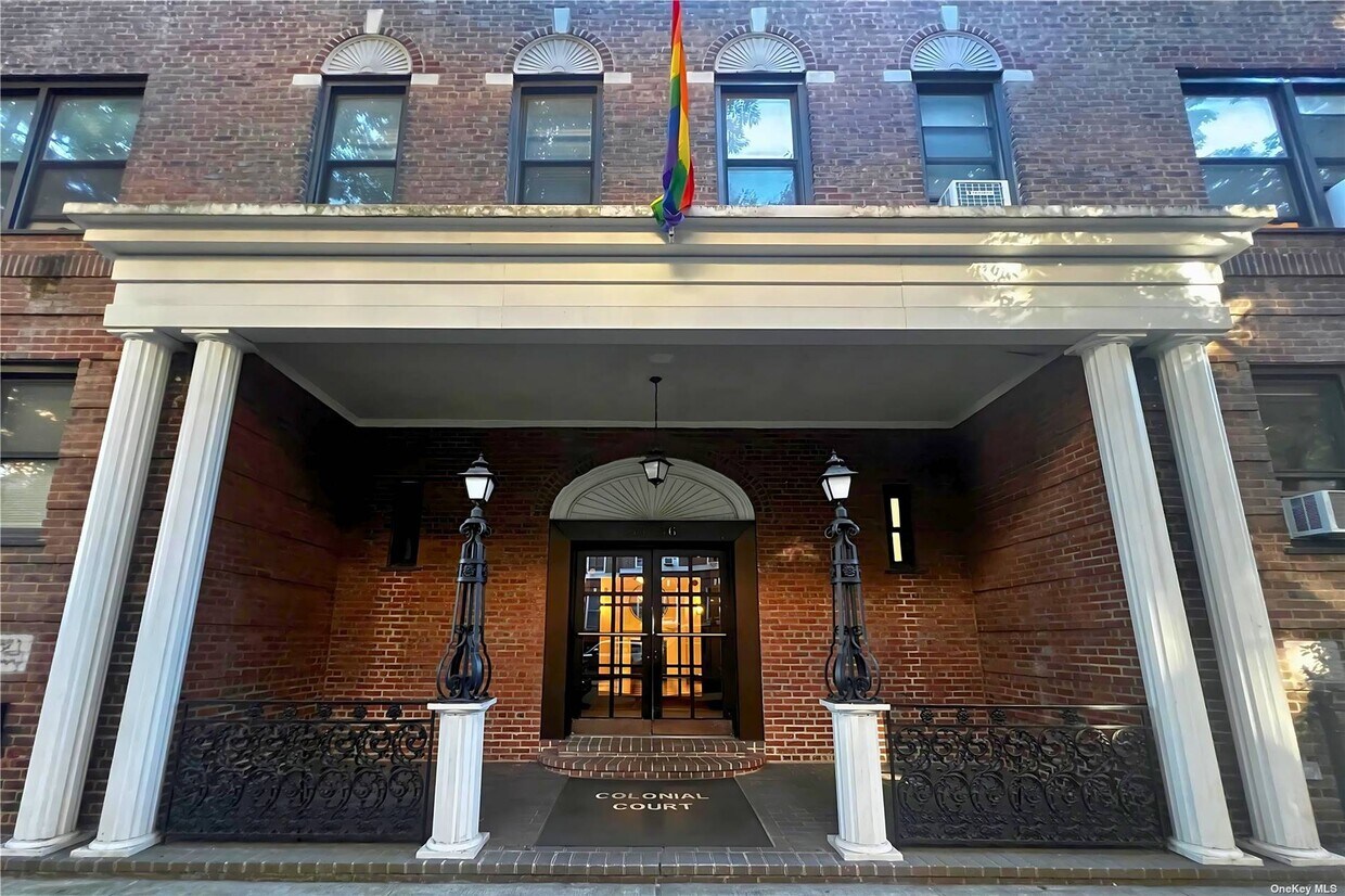 Foto principal - 35-36-36 76th St