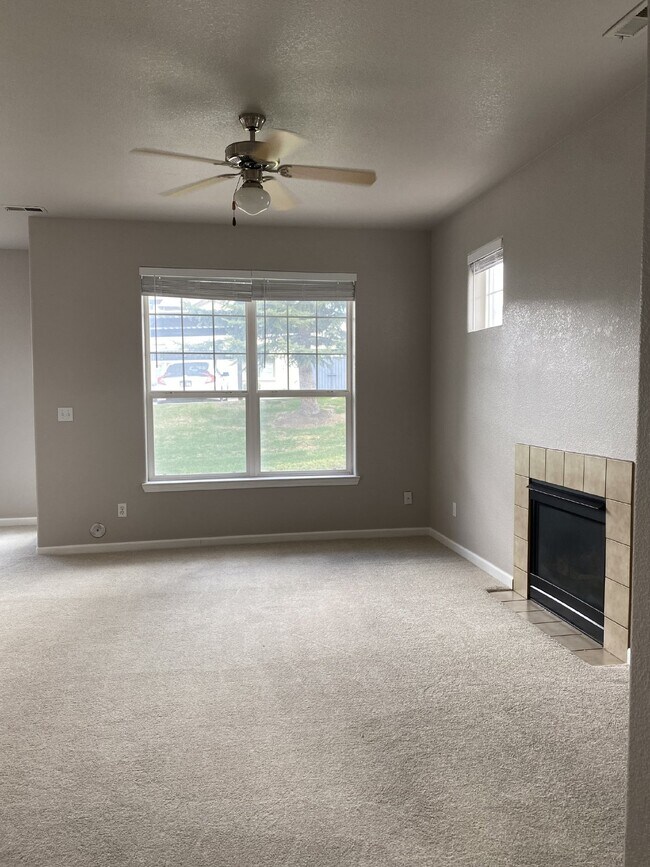 Building Photo - 3 bedroom - Alder Spring