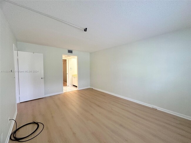Building Photo - 1151 SW 128th Terrace