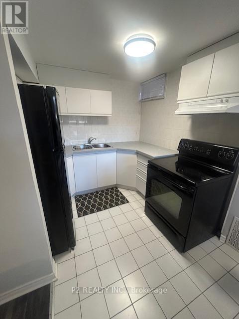 Building Photo - 1385 Ferncliff Cir