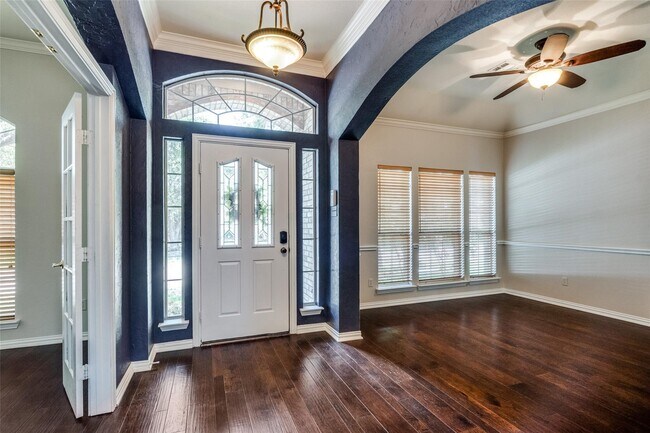 Foto del edificio - 4312 Helston Drive