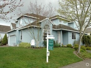 Building Photo - 11405 SW Paulina Drive