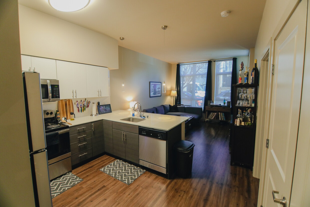 Photo - 9716 Holman Rd NW (Seattle, WA)