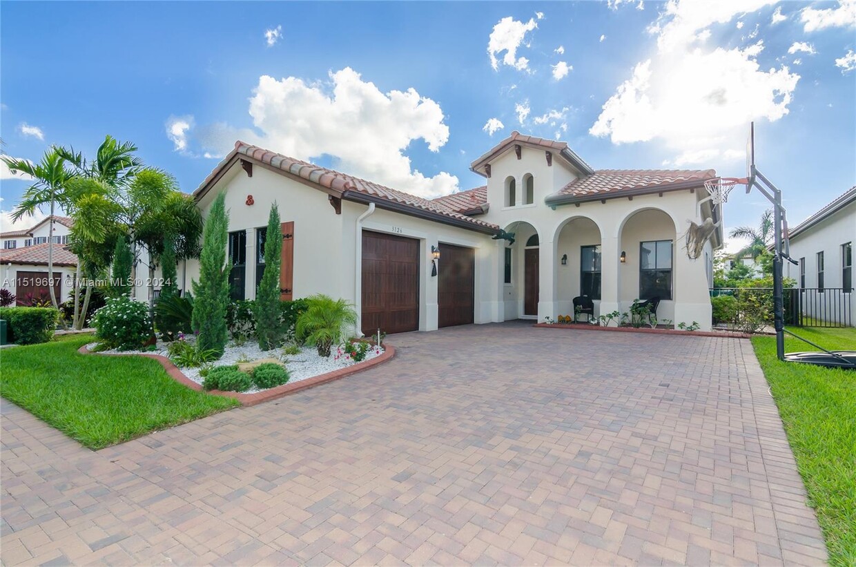 Foto principal - 3126 NW 83rd Way