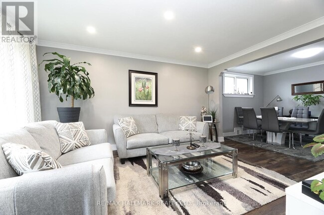 Building Photo - 1535 Pharmacy Ave