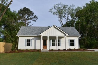 Building Photo - 1070 Moreland Dr