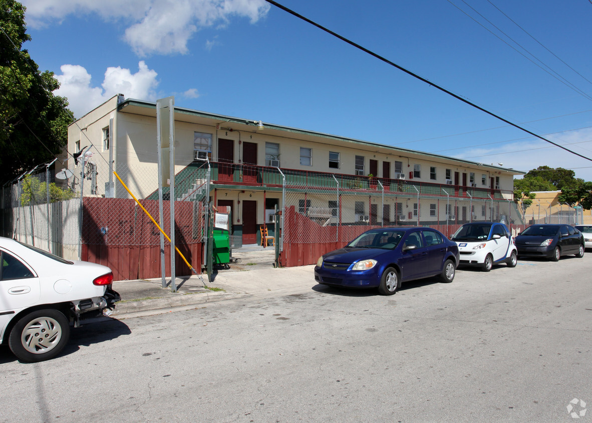 Building Photo - Wynwood Village