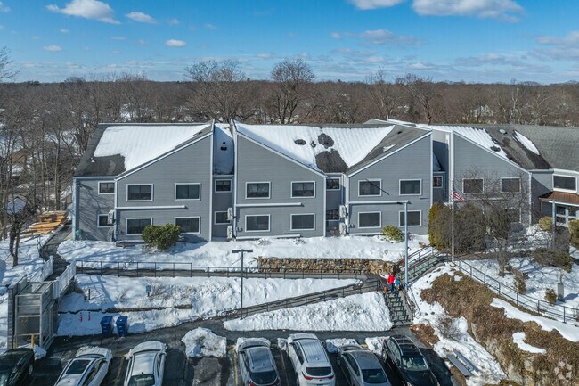 Foto del edificio - Hill Top Homes