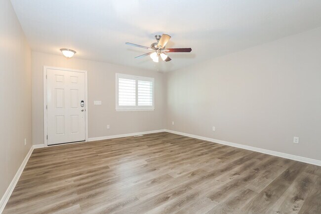 Building Photo - 3762 Teal Run Wy