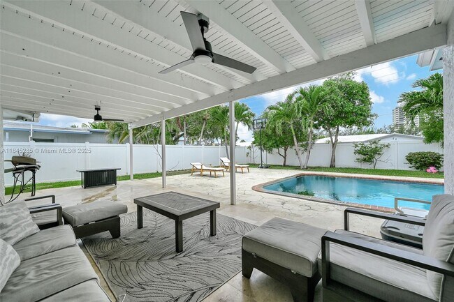 Foto del edificio - 2432 SE 13th St
