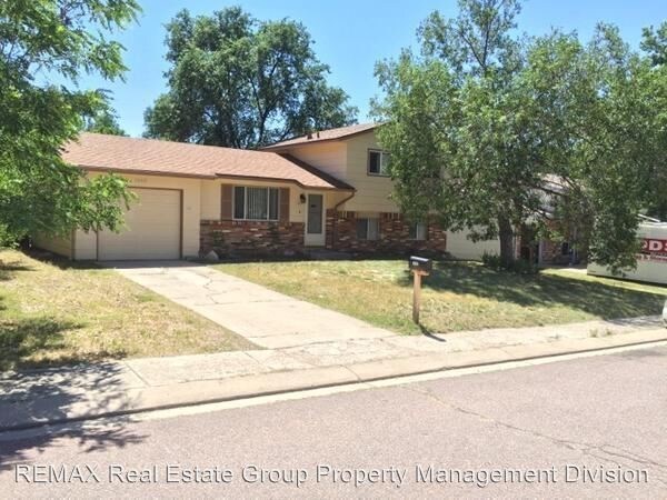Primary Photo - 3 br, 2 bath House - 1243 Commanchero Dr.