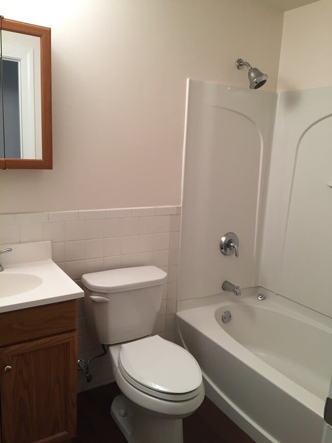 Building Photo - 1369 Saint Clair Ave