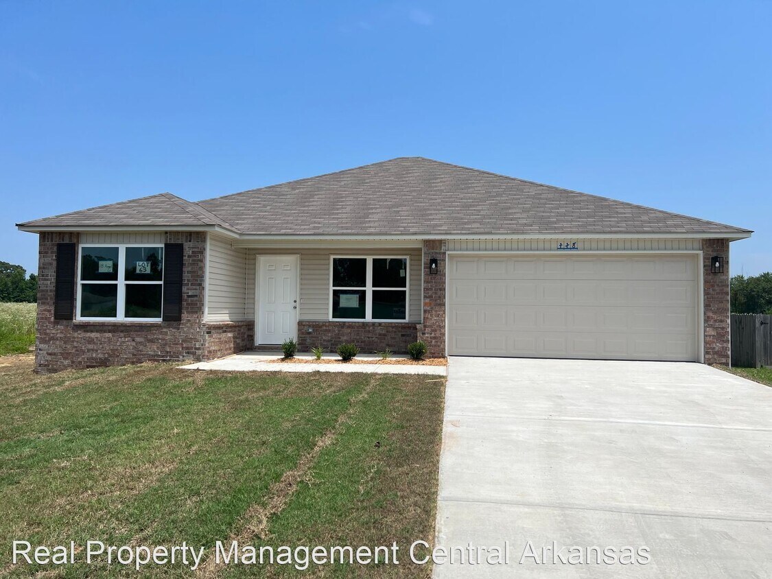 Primary Photo - 4 br, 2 bath House - 118 Angel Circle