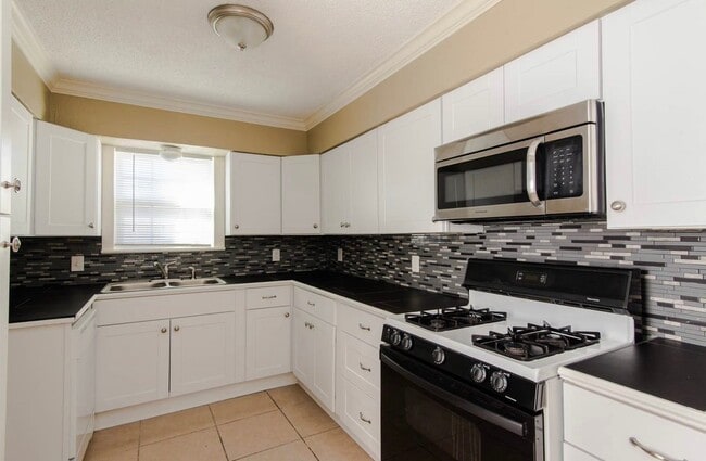 Photo - 830 E Linda Dr (Garland, TX) House