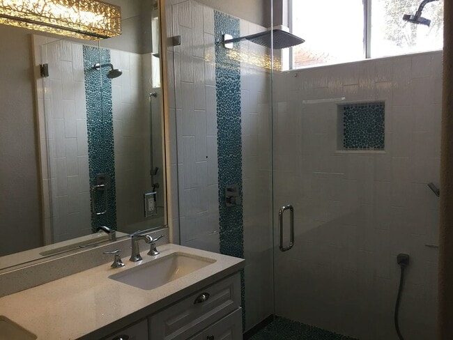 Building Photo - 190 San Tropez Dr