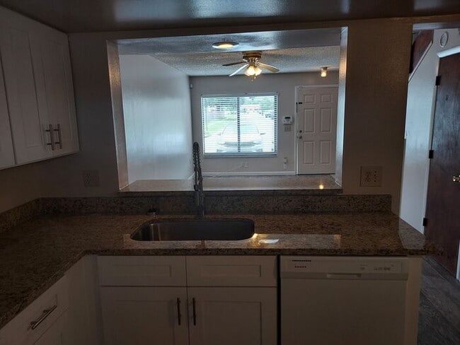 Building Photo - 12316 Fox Hound Ln