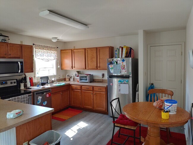 Foto del edificio - 34807 Railroad Ave