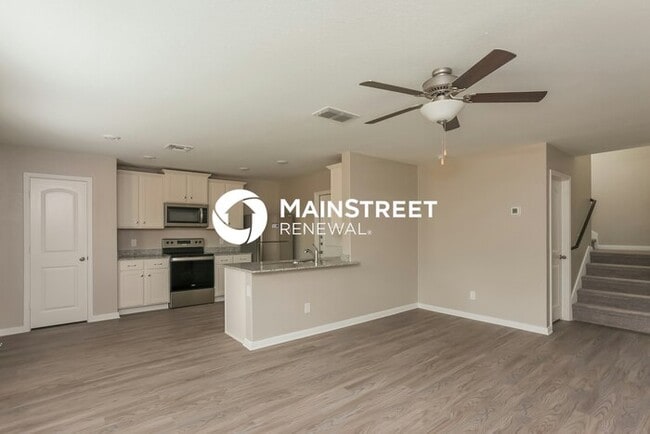 Building Photo - 3 Bedroom Pet-Friendly Home in San Antonio...