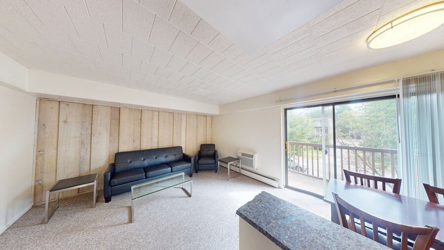 Foto principal - 912 S Forest Ave