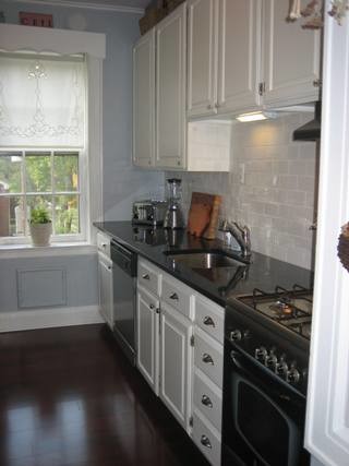 Primary Photo - 275 Engle St