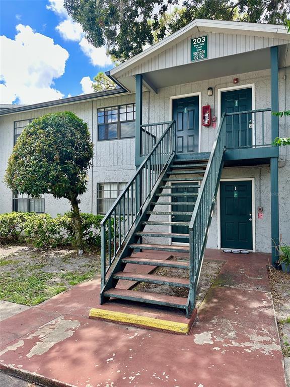 Building Photo - 203 Pine Tulip Ct