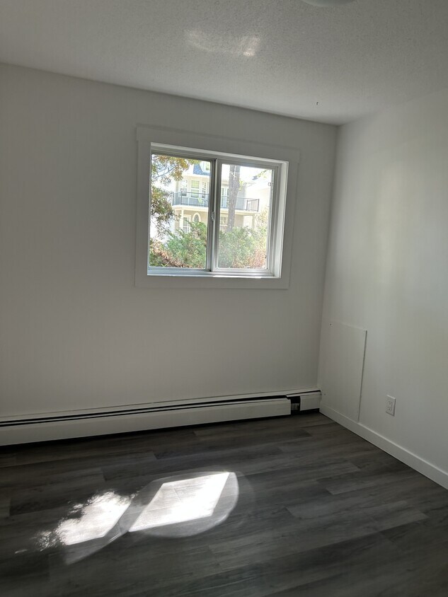 Photo principale - 727 5th Ave N
