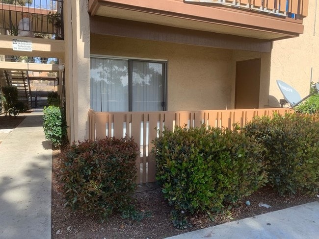 Foto del edificio - 1051 Rock Springs Rd