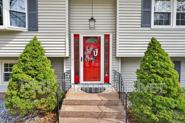 Photo - 74 Hurlburt St House