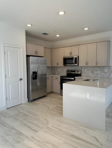 Foto del edificio - 17160 SW 1st St