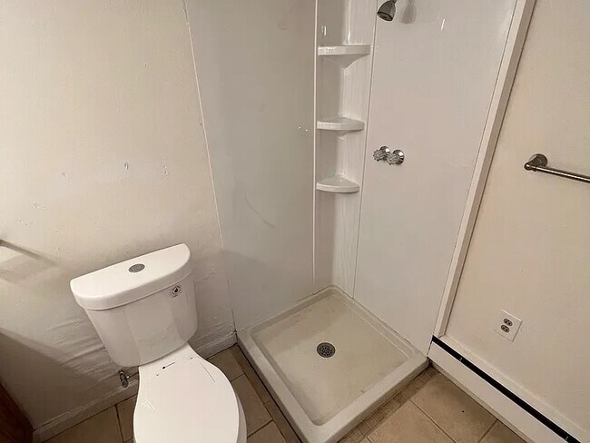 Foto del edificio - 30 Brown Blvd