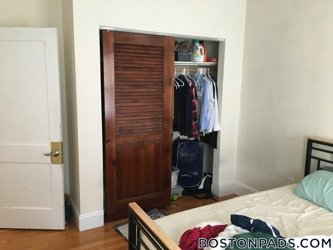 Building Photo - 191 Winthrop Rd