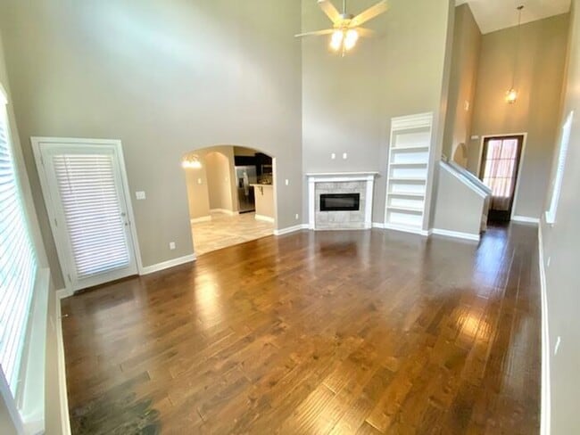Building Photo - Now Leasing a 4 Bedroom 2.5 Bath In Olive ...