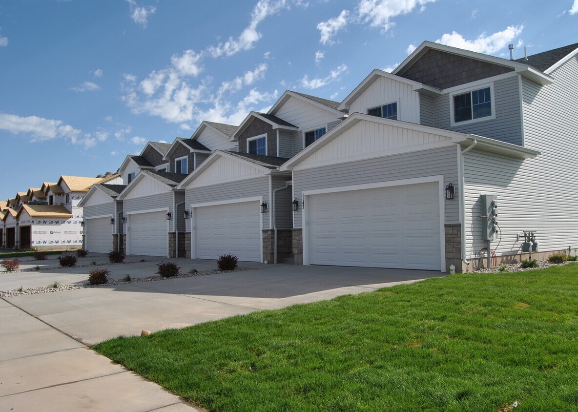 1147 Villa Vista Dr, Ammon, ID 83406 Townhome Rentals in Ammon ID