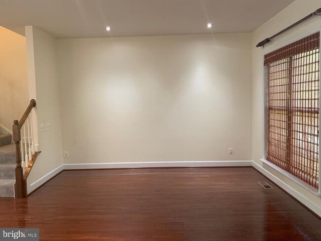 Building Photo - 14836 Potomac Branch Dr