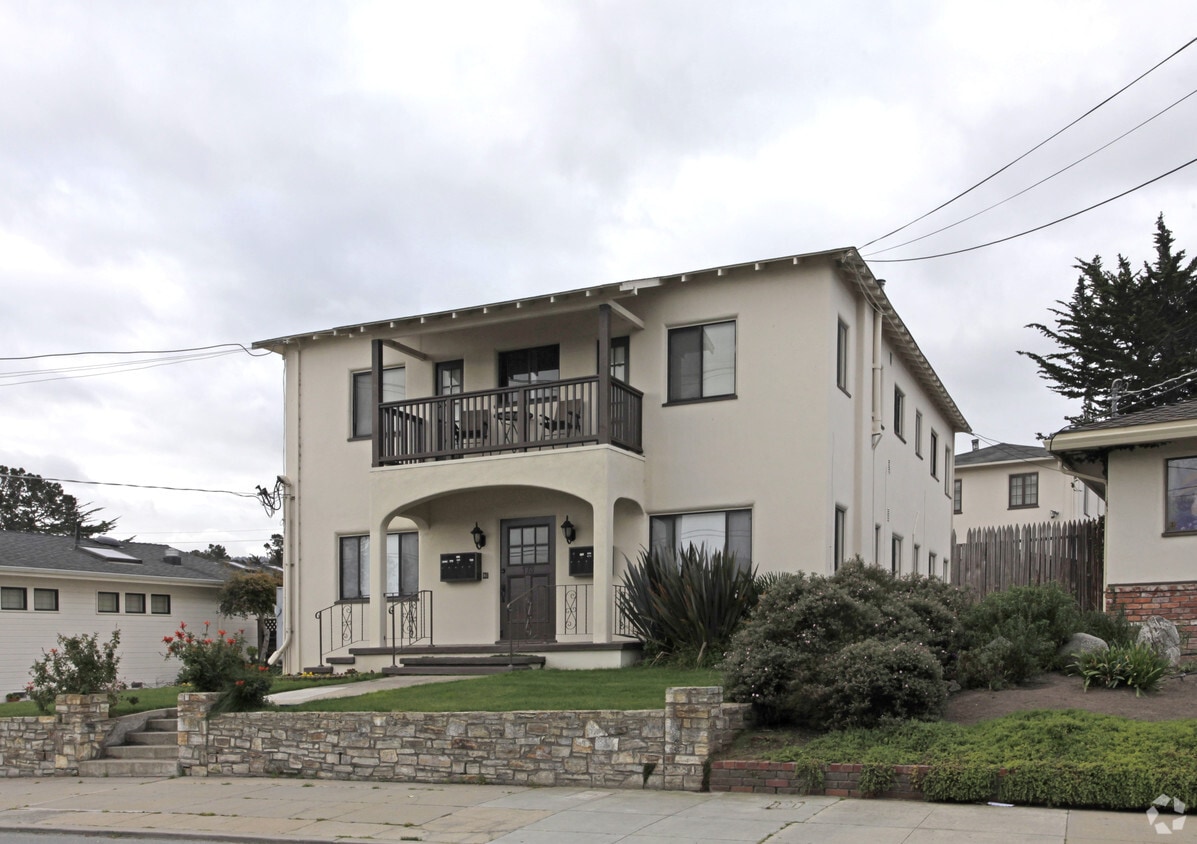 Building Photo - 173 El Dorado