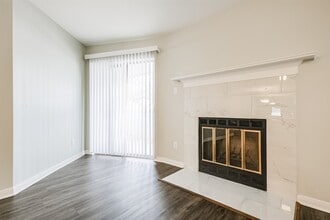 Building Photo - 10837 Braes Bend Dr