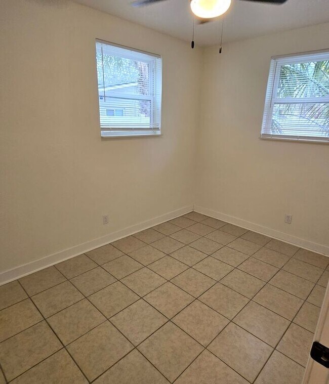 Foto del edificio - 5838 Yellow Pine Ct