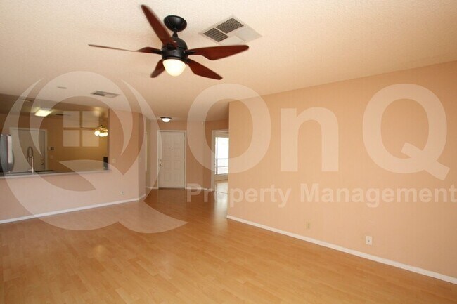 Foto del edificio - 23801 N 36th Dr