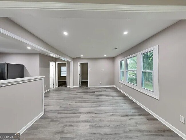 Foto del edificio - 2609 Hood Ave NW