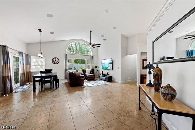 Foto del edificio - 1250 Silverstrand Dr