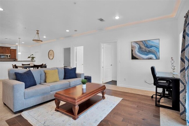 Building Photo - 7037 Kingston Cove Ln