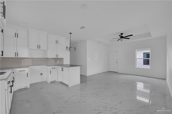 Building Photo - 11403 N 24th St