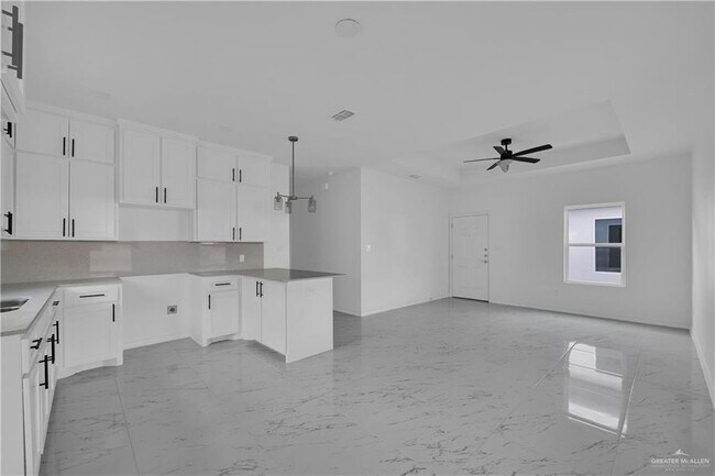 Foto del edificio - 11403 N 24th St